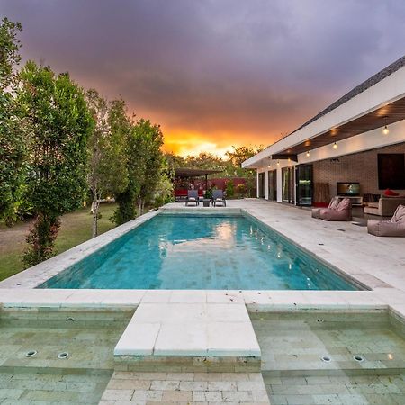 Boutique Villa Doretanh Jimbaran Ungasan  Exterior photo
